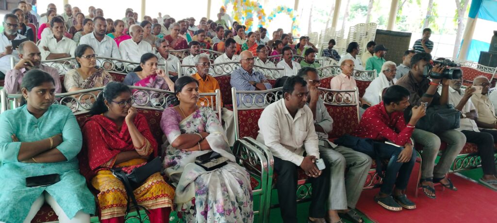 Animuthyam, Chirasmaniyadu Comrade Dr. Muthyam in literary researches