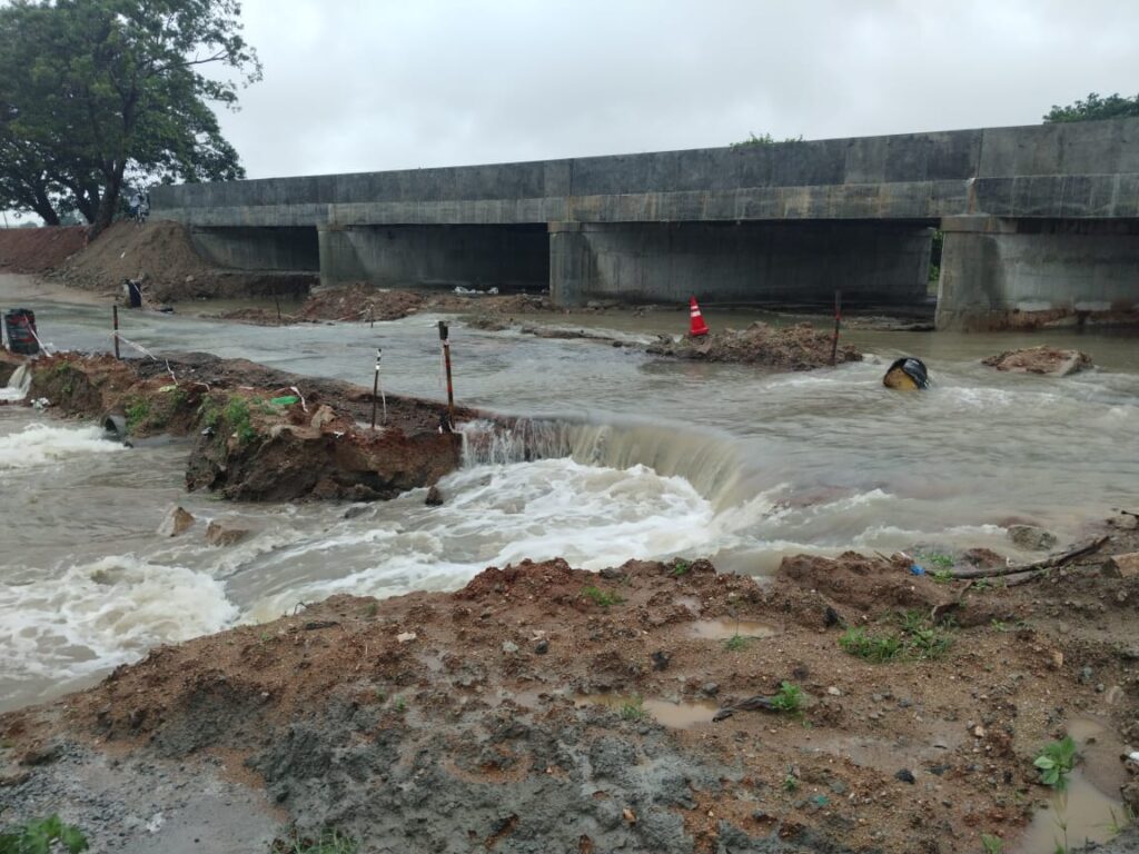 Indalwai - Dharpalli road closure